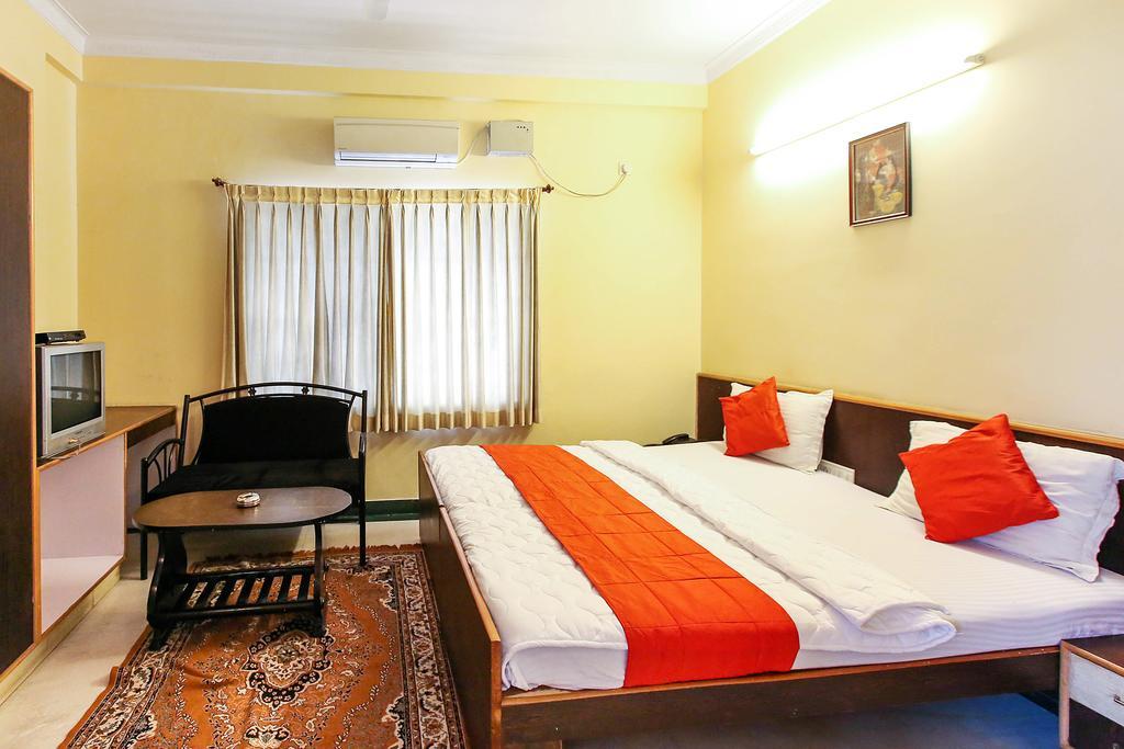 Oyo 4606 Hotel Maple Green Suites Bangalore Rom bilde